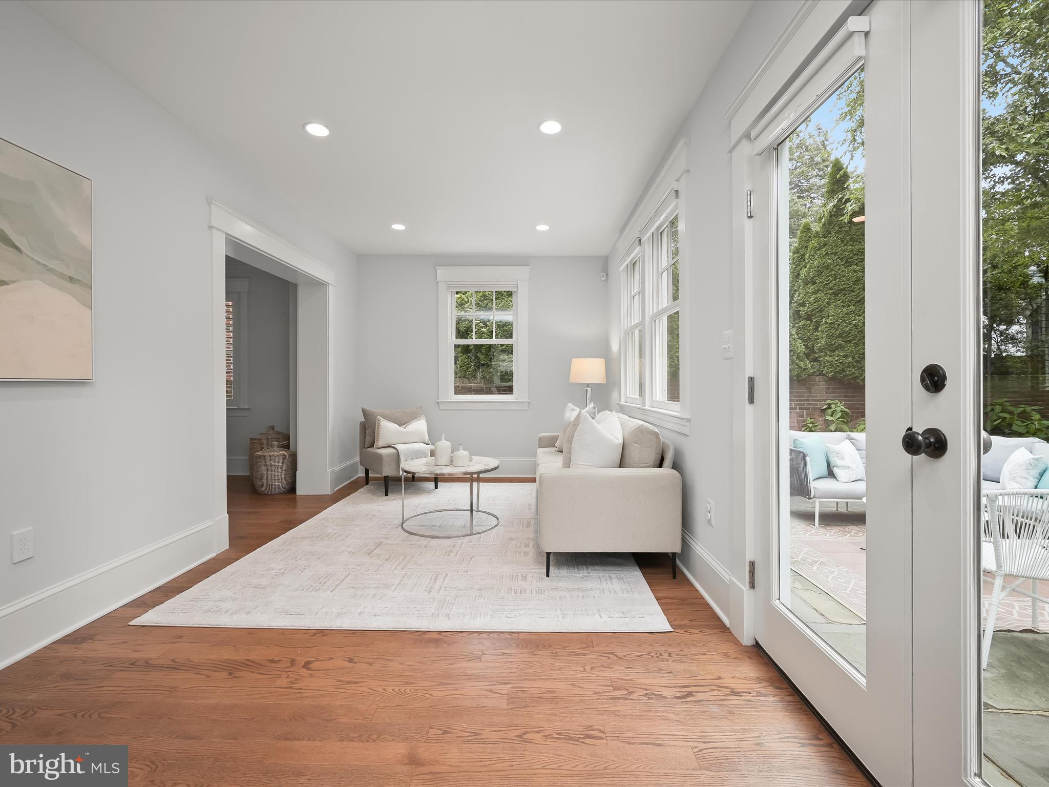 3118 17th Street North Arlington, VA 22201 - Photo 30 of 96 Family room
