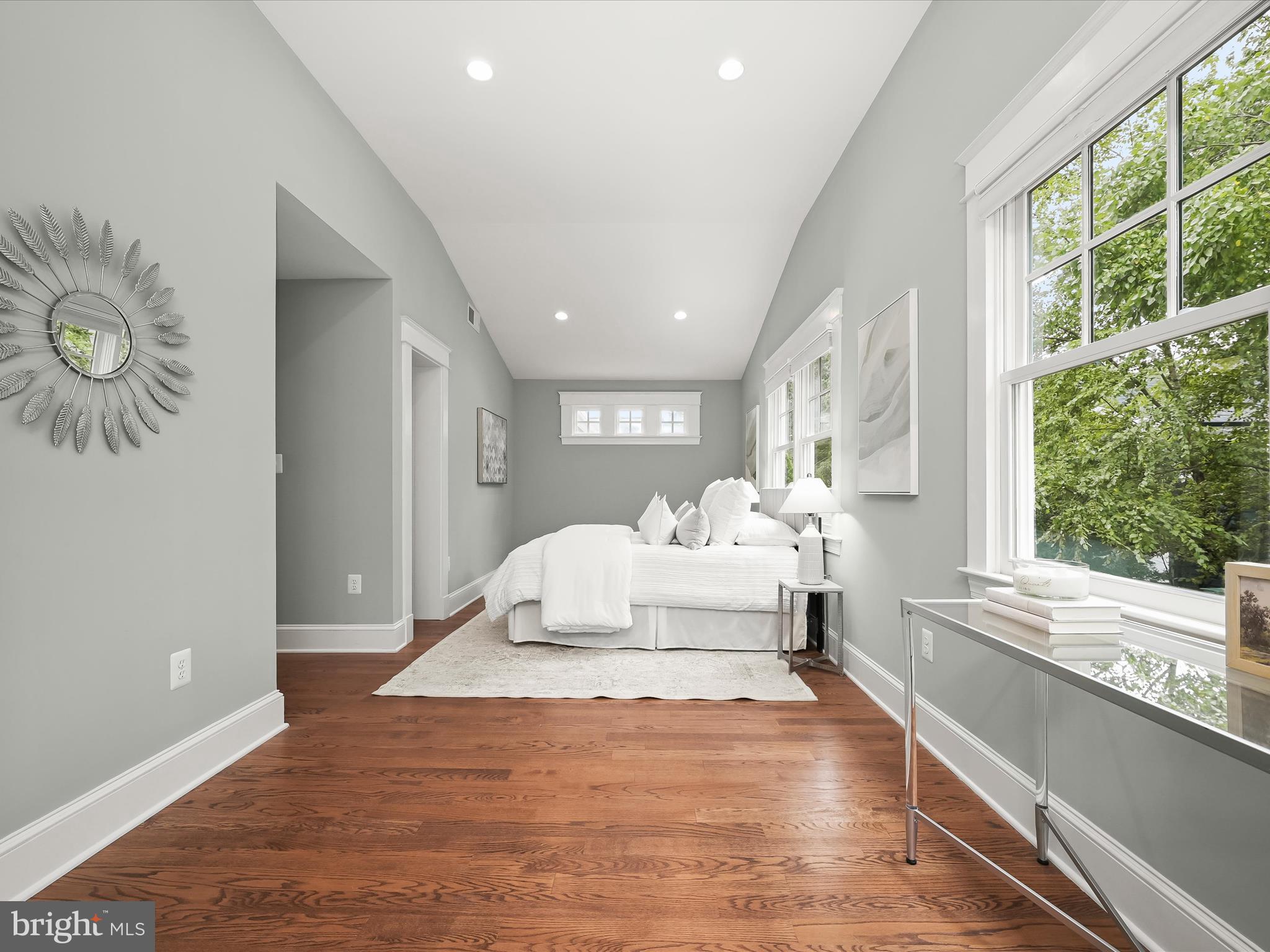 3118 17th Street North Arlington, VA 22201 - Photo 34 of 96 Vaulted ceilings and large picture windows