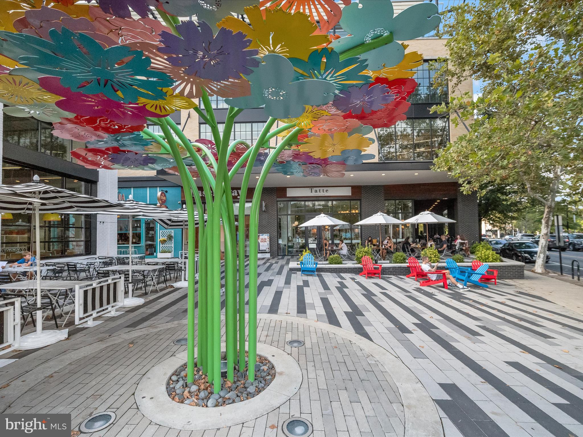 3118 17th Street North Arlington, VA 22201 - Photo 88 of 96 Al fresco dining in Clarendon