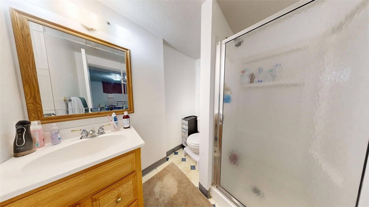 3902 Greenridge Drive Decatur, IL 62526 - Photo 15 of 18 Gallery Image 15