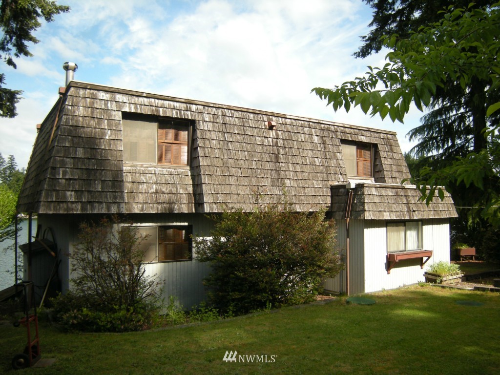 250 Grapeview Point Road Allyn, WA 98524 - Photo 4 of 15 Gallery Image 4