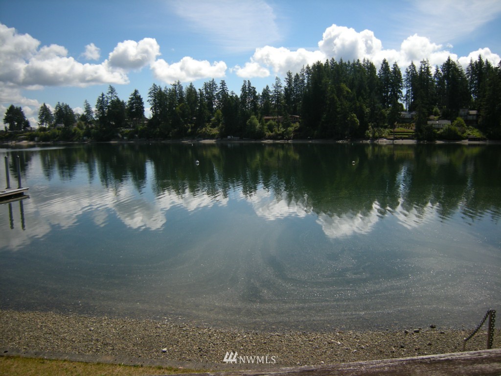 250 Grapeview Point Road Allyn, WA 98524 - Photo 5 of 15 Gallery Image 5