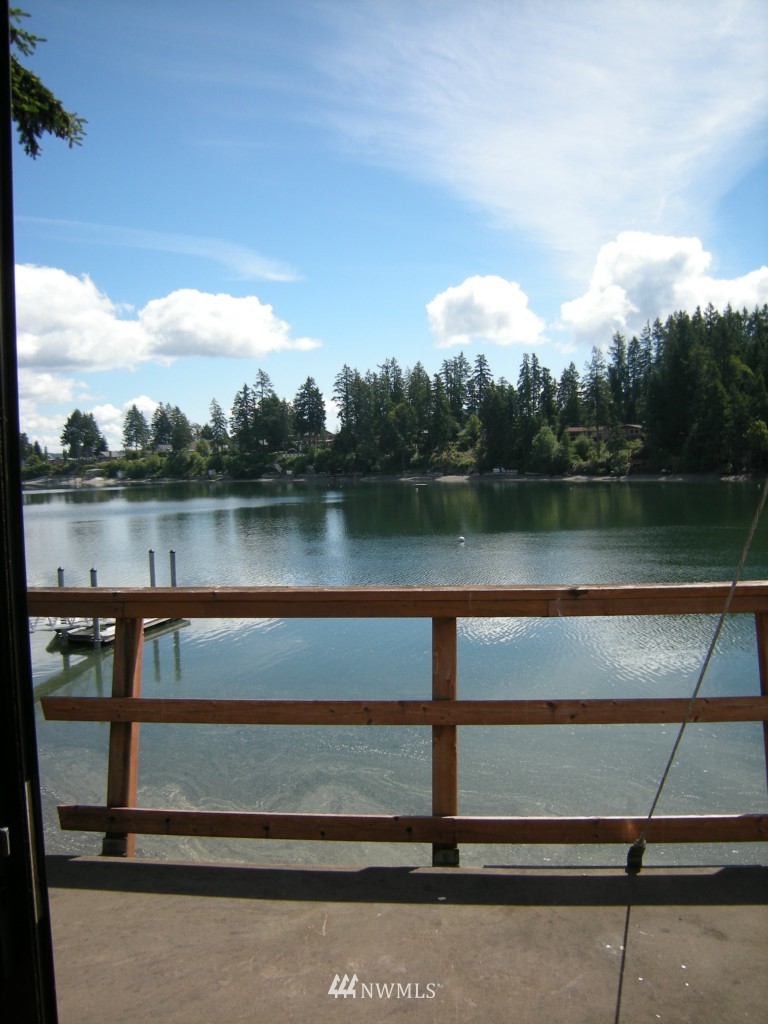250 Grapeview Point Road Allyn, WA 98524 - Photo 6 of 15 Gallery Image 6
