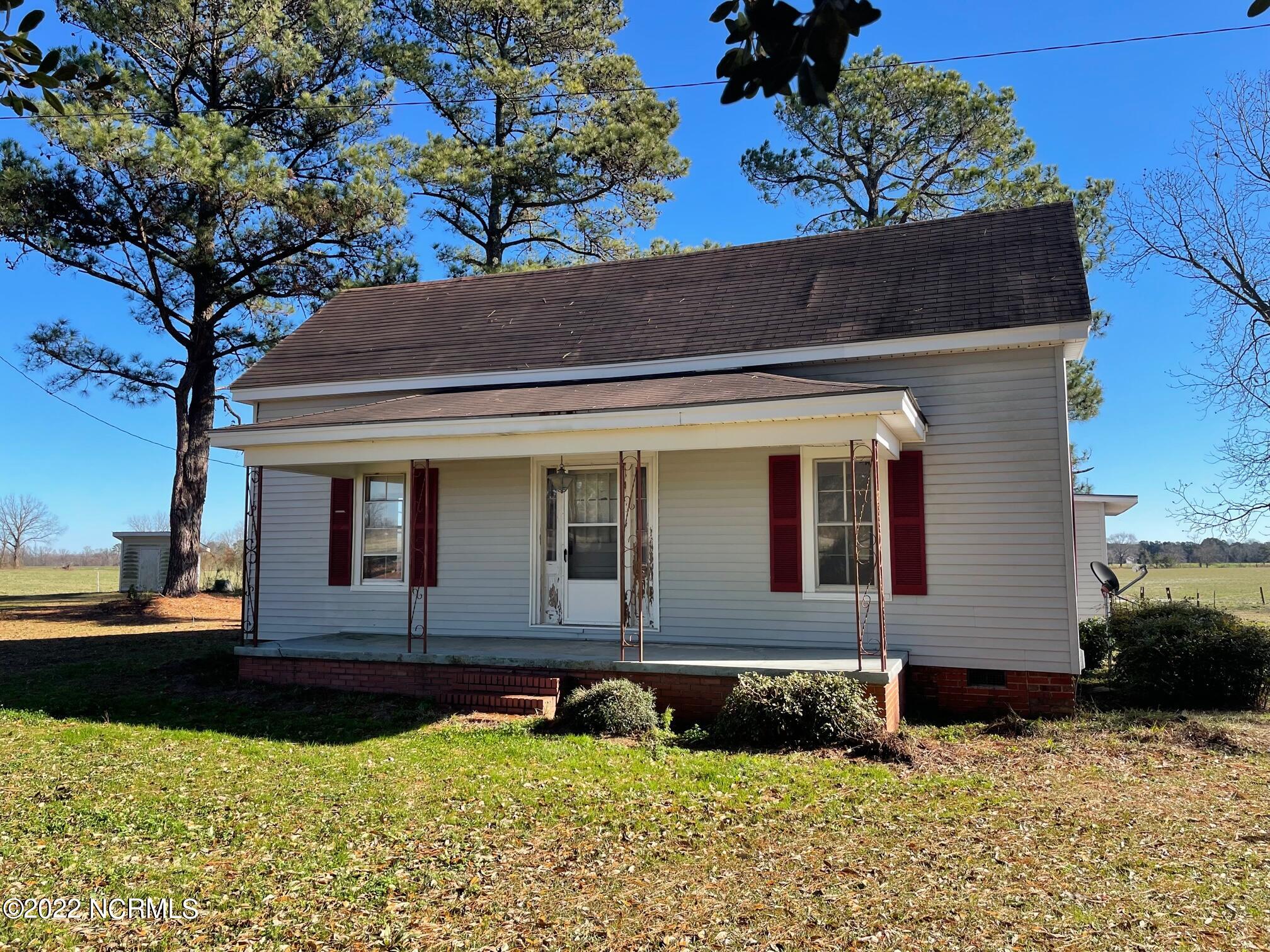 284 Ashford Road Clinton, NC 28328 - Photo 1 of 13 Front