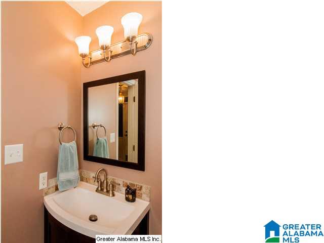 721 Valleyview Road Pelham, AL 35124 - Photo 16 of 27