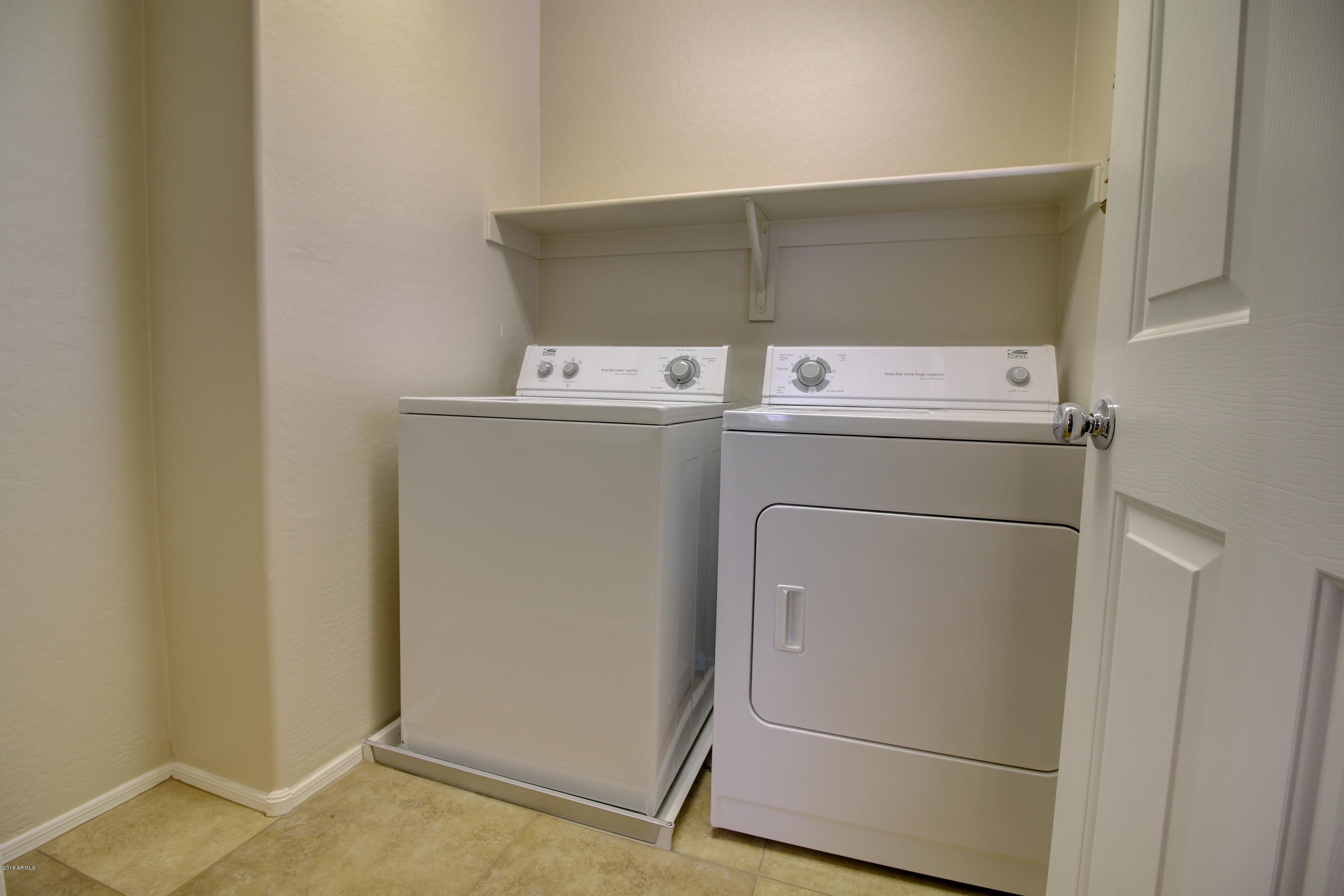 15375 West Pershing Street Surprise, AZ 85379 - Photo 11 of 40 IMG_1722_3_4_5_6