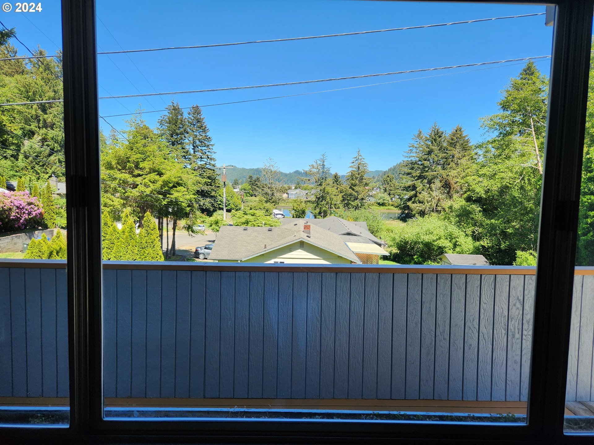 486 North 18th Street Reedsport, OR 97467 - Photo 14 of 33 Gallery Image 14