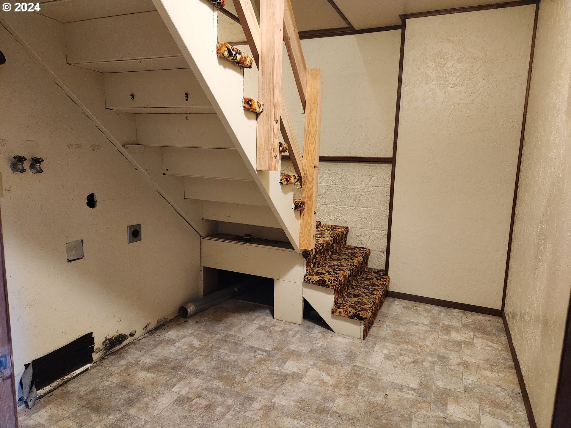 486 North 18th Street Reedsport, OR 97467 - Photo 33 of 33 Gallery Image 33