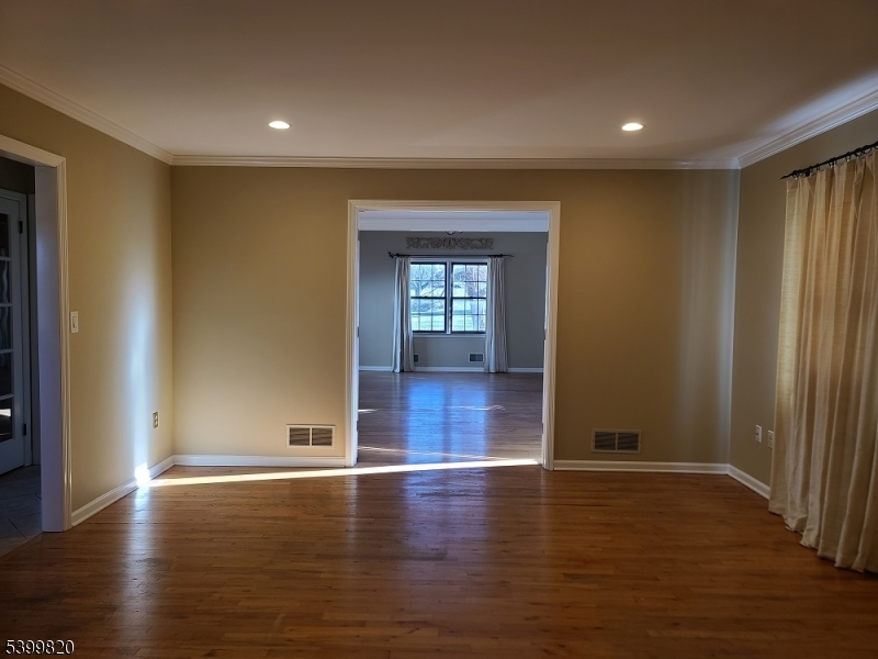 332 Rolling Knolls Way Bridgewater, NJ 08807 - Photo 18 of 49