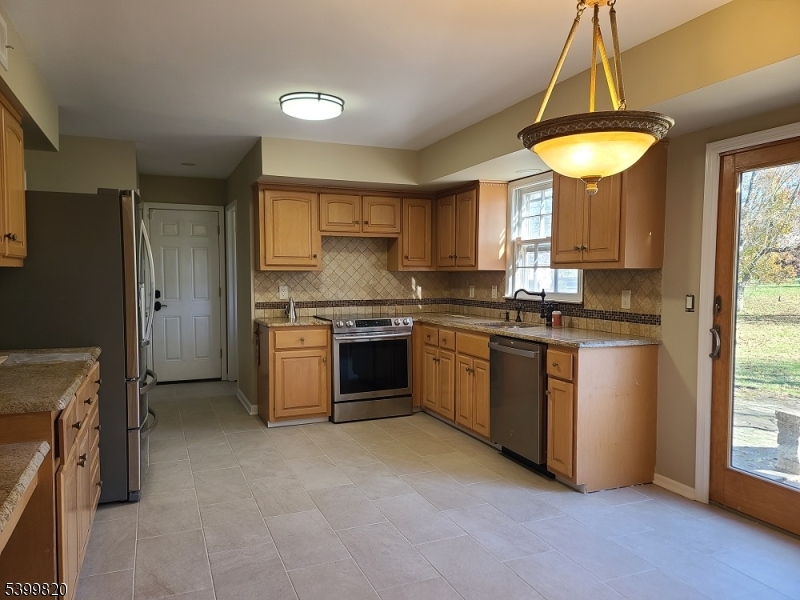 332 Rolling Knolls Way Bridgewater, NJ 08807 - Photo 2 of 49