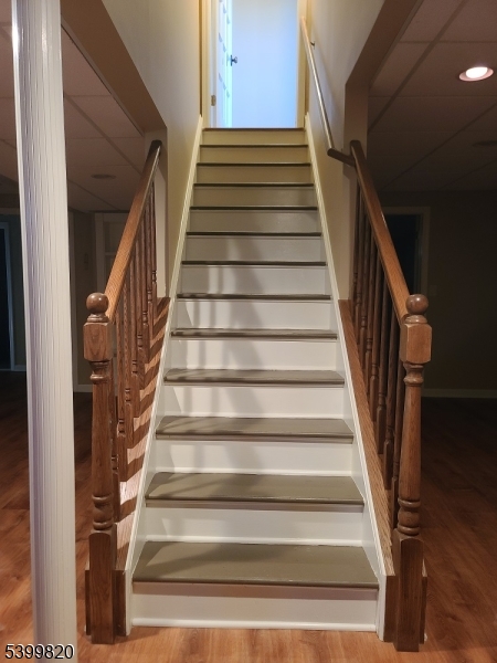 332 Rolling Knolls Way Bridgewater, NJ 08807 - Photo 27 of 49