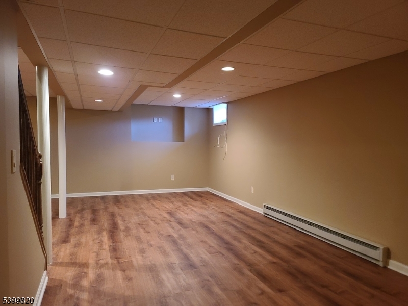 332 Rolling Knolls Way Bridgewater, NJ 08807 - Photo 28 of 49