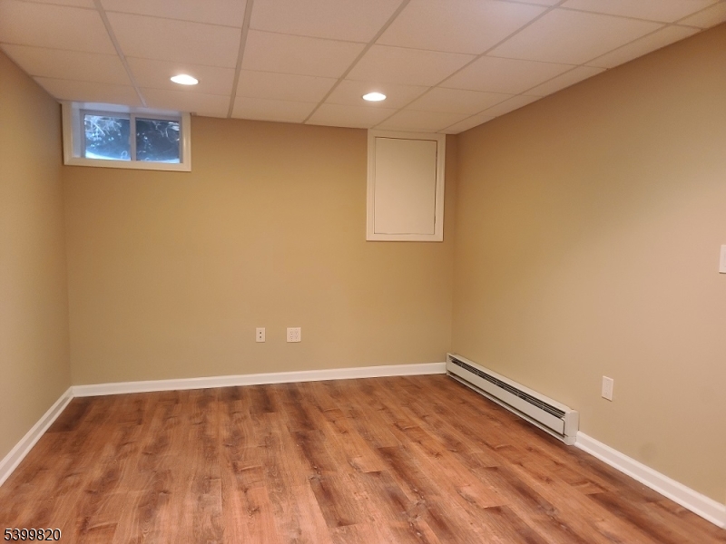 332 Rolling Knolls Way Bridgewater, NJ 08807 - Photo 31 of 49