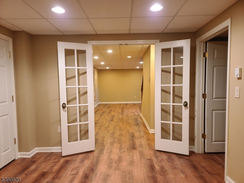 332 Rolling Knolls Way Bridgewater, NJ 08807 - Photo 32 of 49