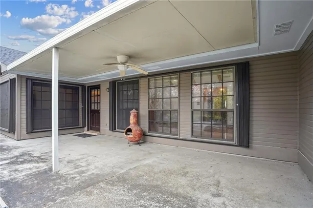 $329,900 | 834 Cross Gates Boulevard, Slidell, LA 70461