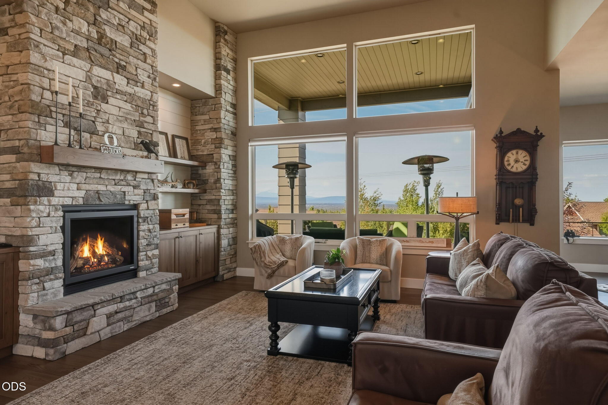 883 Highland View Loop Redmond, OR 97756 - Photo 12 of 75 Gallery Image 12