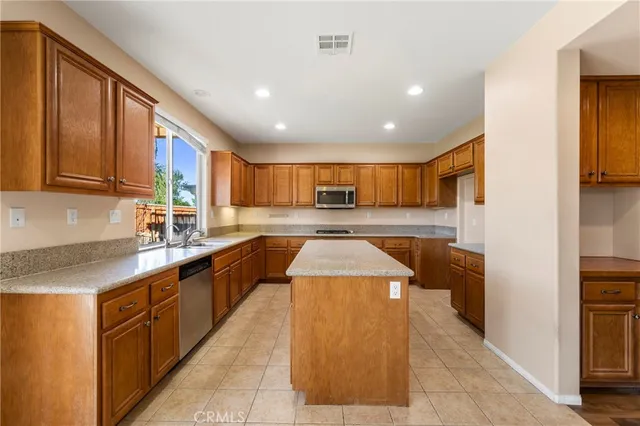 $940,000 | 45211 Tioga Street, Temecula, CA 92592