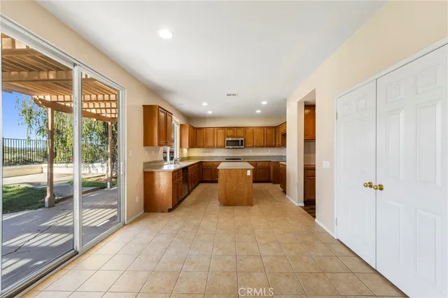 $940,000 | 45211 Tioga Street, Temecula, CA 92592