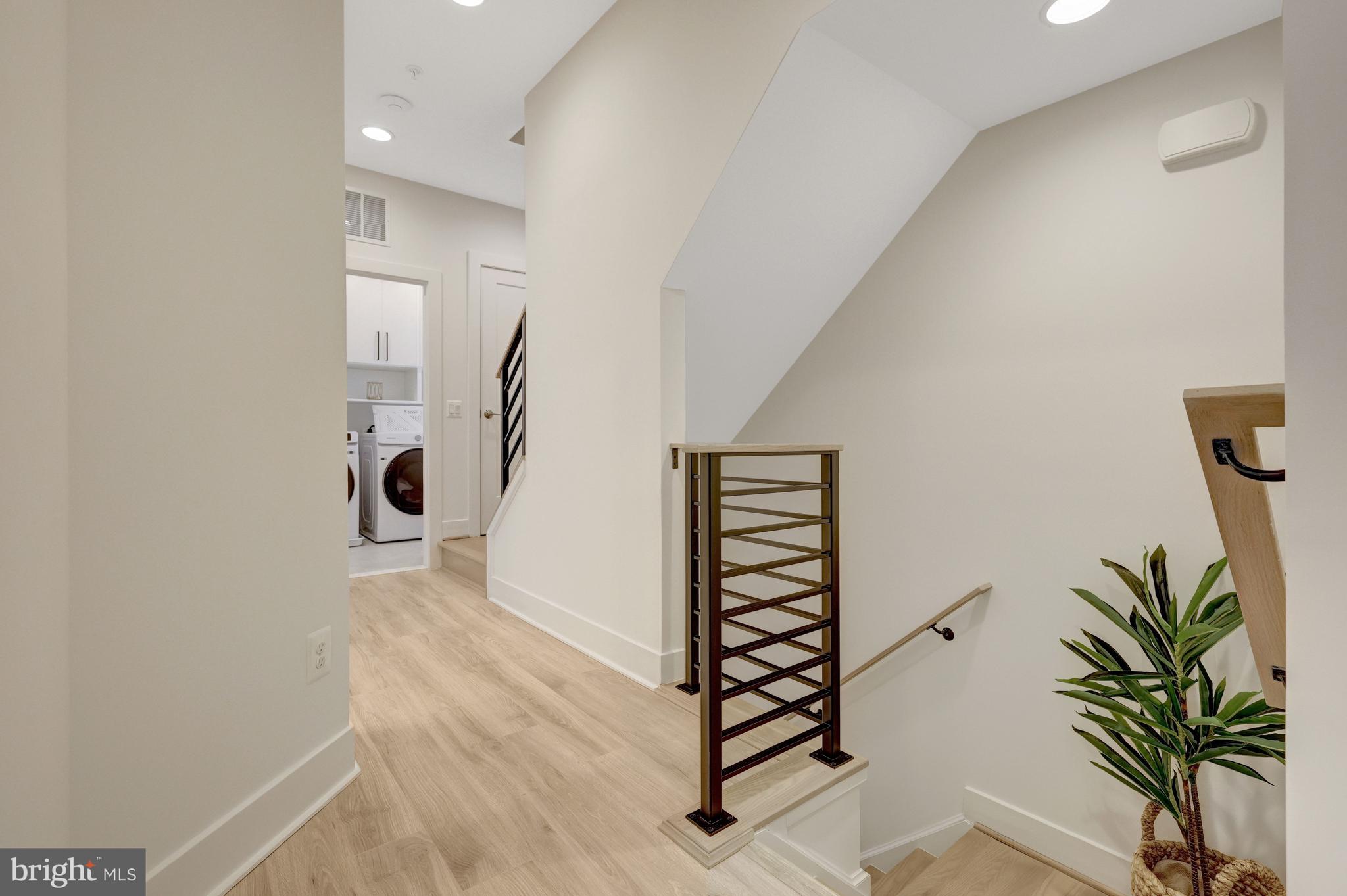 11236 Faraday Park Drive Reston, VA 20190 - Photo 29 of 74 The upper level has 3 bedrooms & 2 full bathrooms.