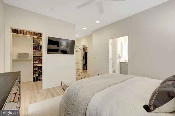 $1,295,000 | 11236 Faraday Park Drive, Reston, VA 20190