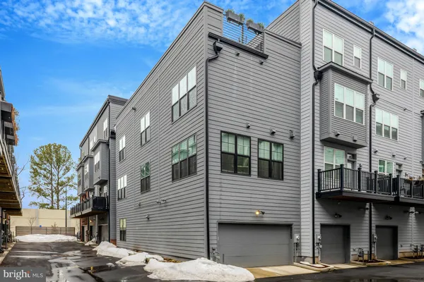 $1,295,000 | 11236 Faraday Park Drive, Reston, VA 20190
