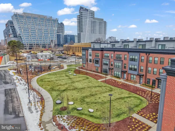 $1,295,000 | 11236 Faraday Park Drive, Reston, VA 20190