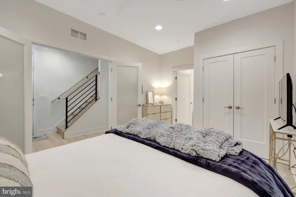 $1,295,000 | 11236 Faraday Park Drive, Reston, VA 20190