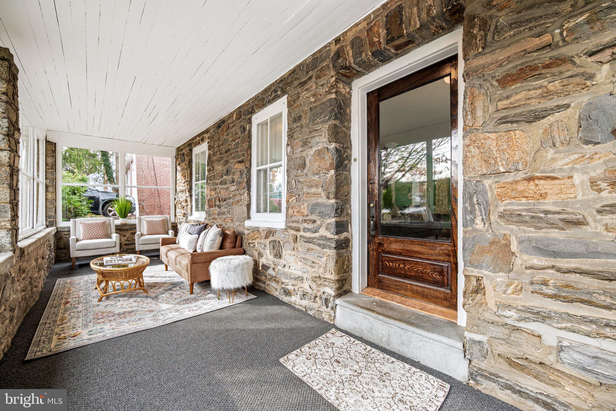 619 Brookhaven Road Wallingford, PA 19086 - Photo 3 of 31 Beautifully Refinished Original Door