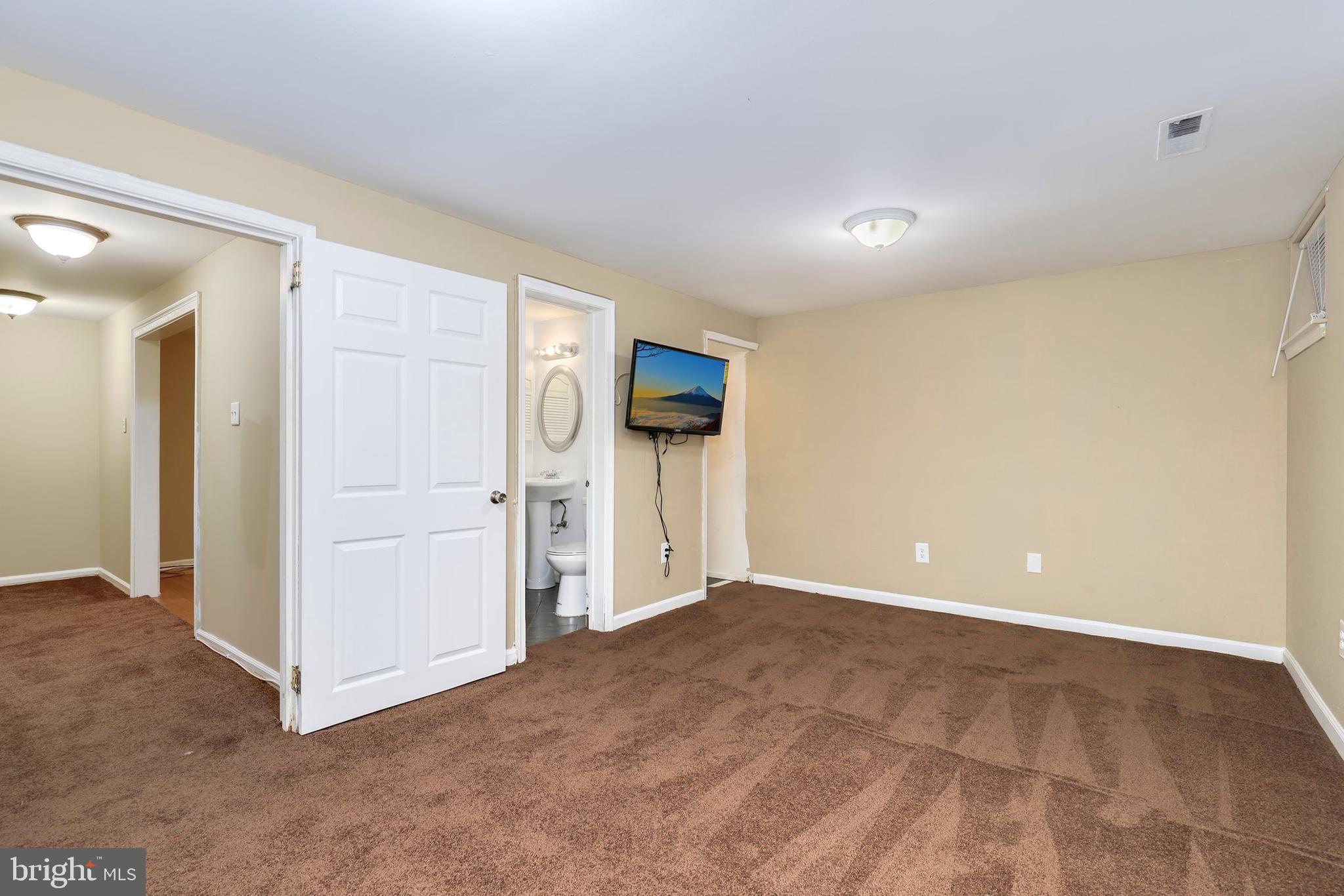 2316 Mitchellville Road Bowie, MD 20716 - Photo 19 of 34 Gallery Image 19
