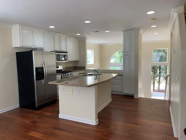 $3,600 | 3726 Mykonos Lane, Unit 145, San Diego, CA 92130