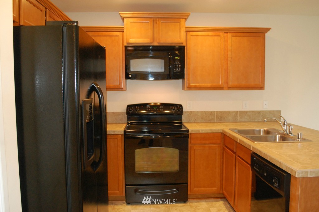 6635 Inlay Street Southeast Lacey, WA 98513 - Photo 13 of 15 Gallery Image 13