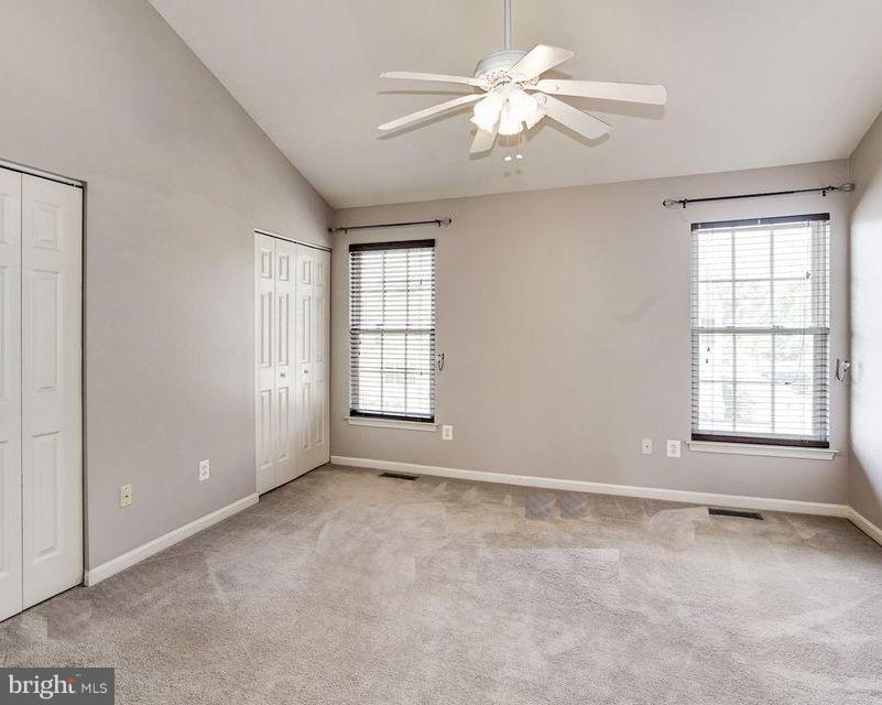 42804 Pilgrim Square Chantilly, VA 20152 - Photo 8 of 13 Spacious closets, lots of light!