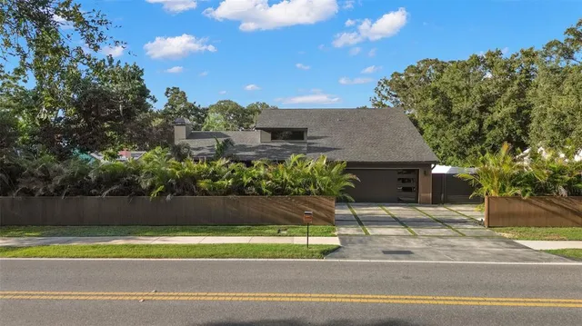 $1,640,000 | 1008 Michigan Boulevard, Dunedin, FL 34698