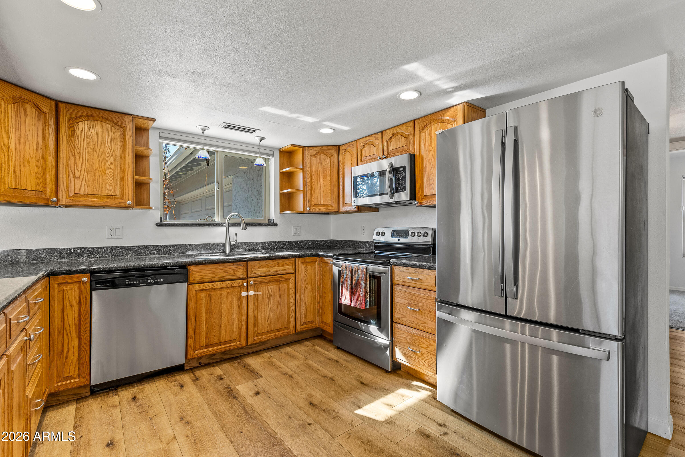 70 Starlight Way Sedona, AZ 86351 - Photo 9 of 45 70 Starlight Way Sedona-26