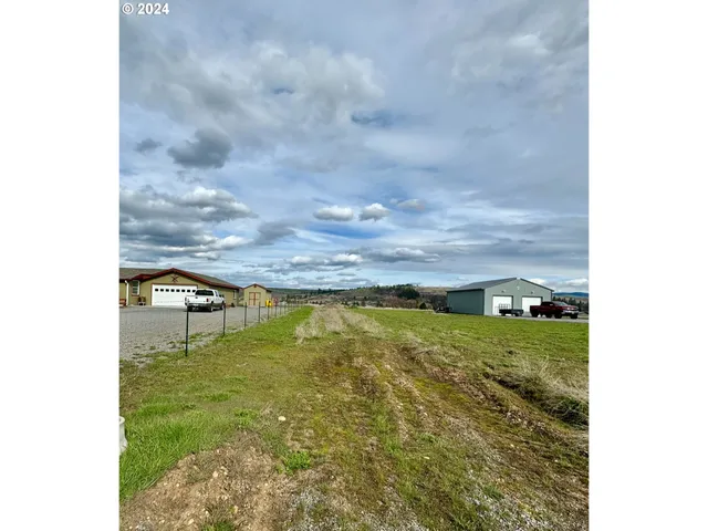 a view of sky from window