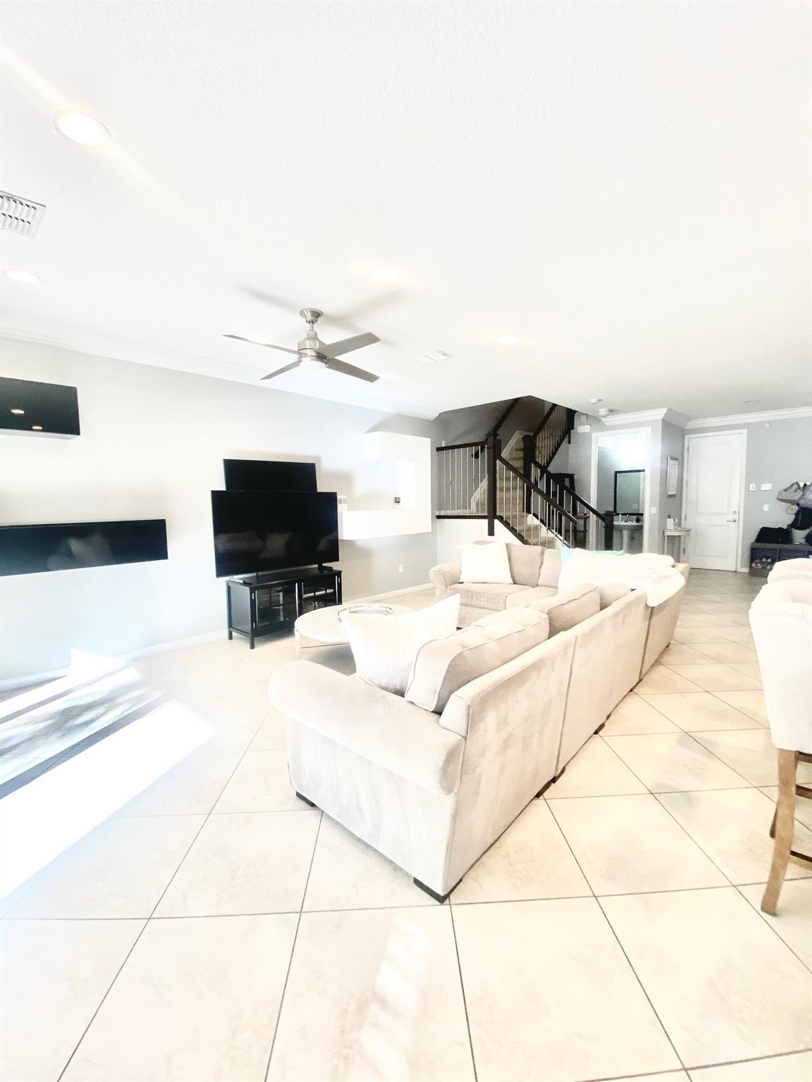 4876 Northwest 16th Terrace Boca Raton, FL 33431 - Photo 9 of 31 1st floor Main living area