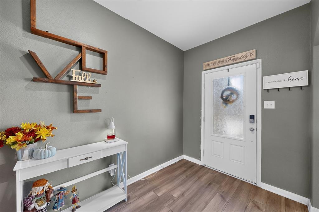 13653 Fehrman Road Crowley, TX 76036 - Photo 5 of 34 Gallery Image 5