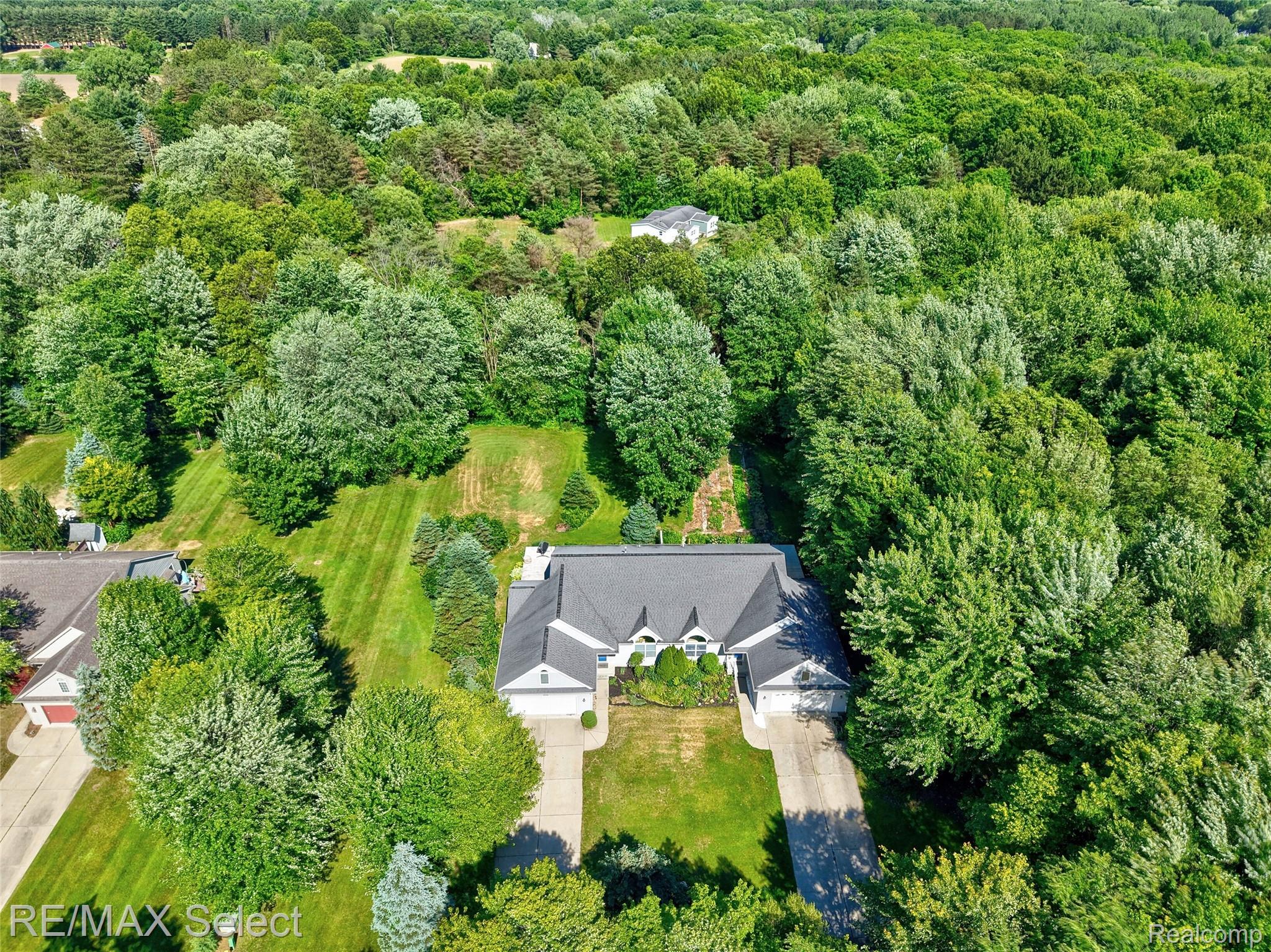 6500 North Seymour Road Flushing, MI 48433 - Photo 10 of 53 6500 N Seymour Rd 14.jpg