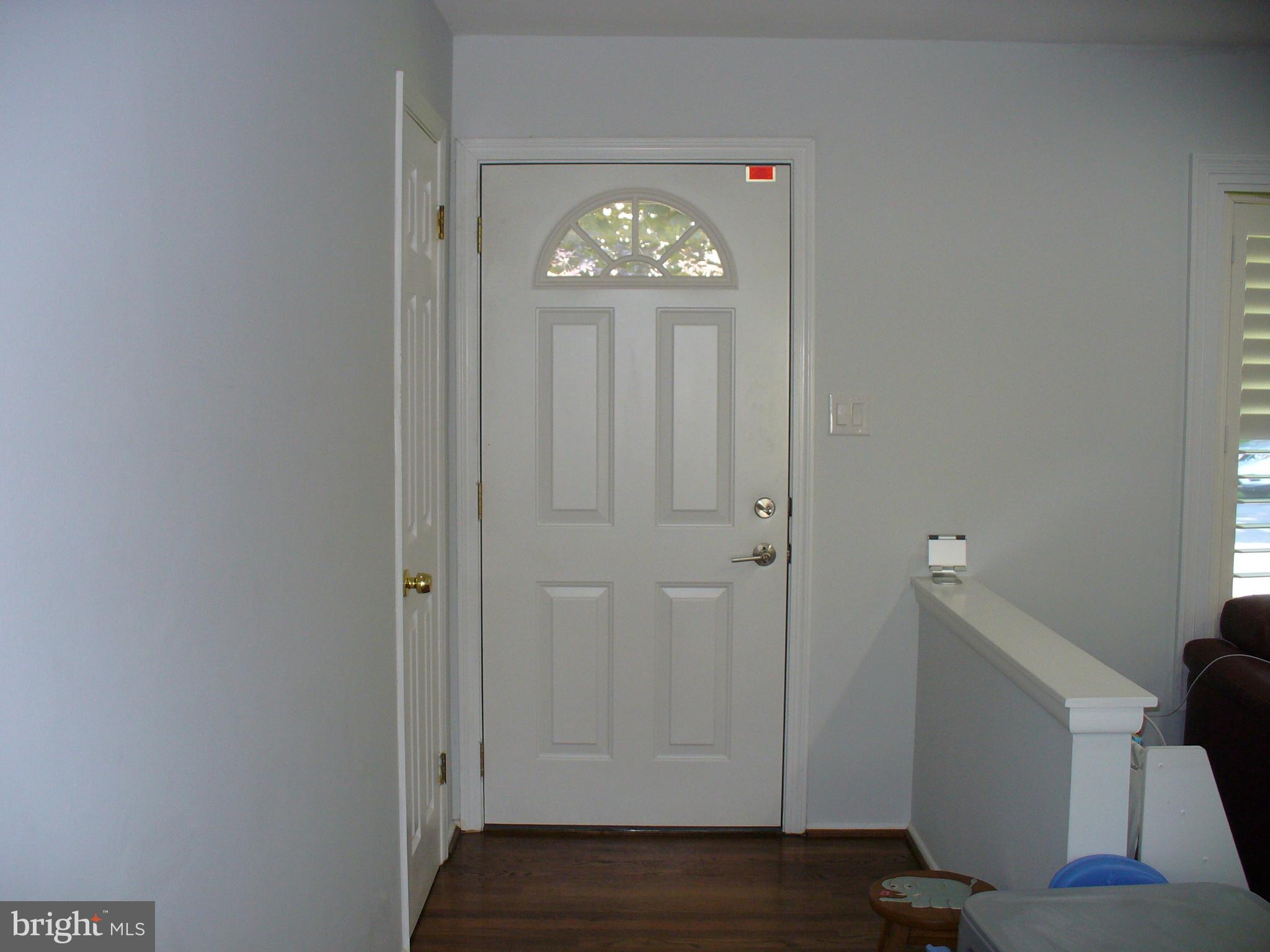 3424 Falling Green Road Olney, MD 20832 - Photo 15 of 47 Entry