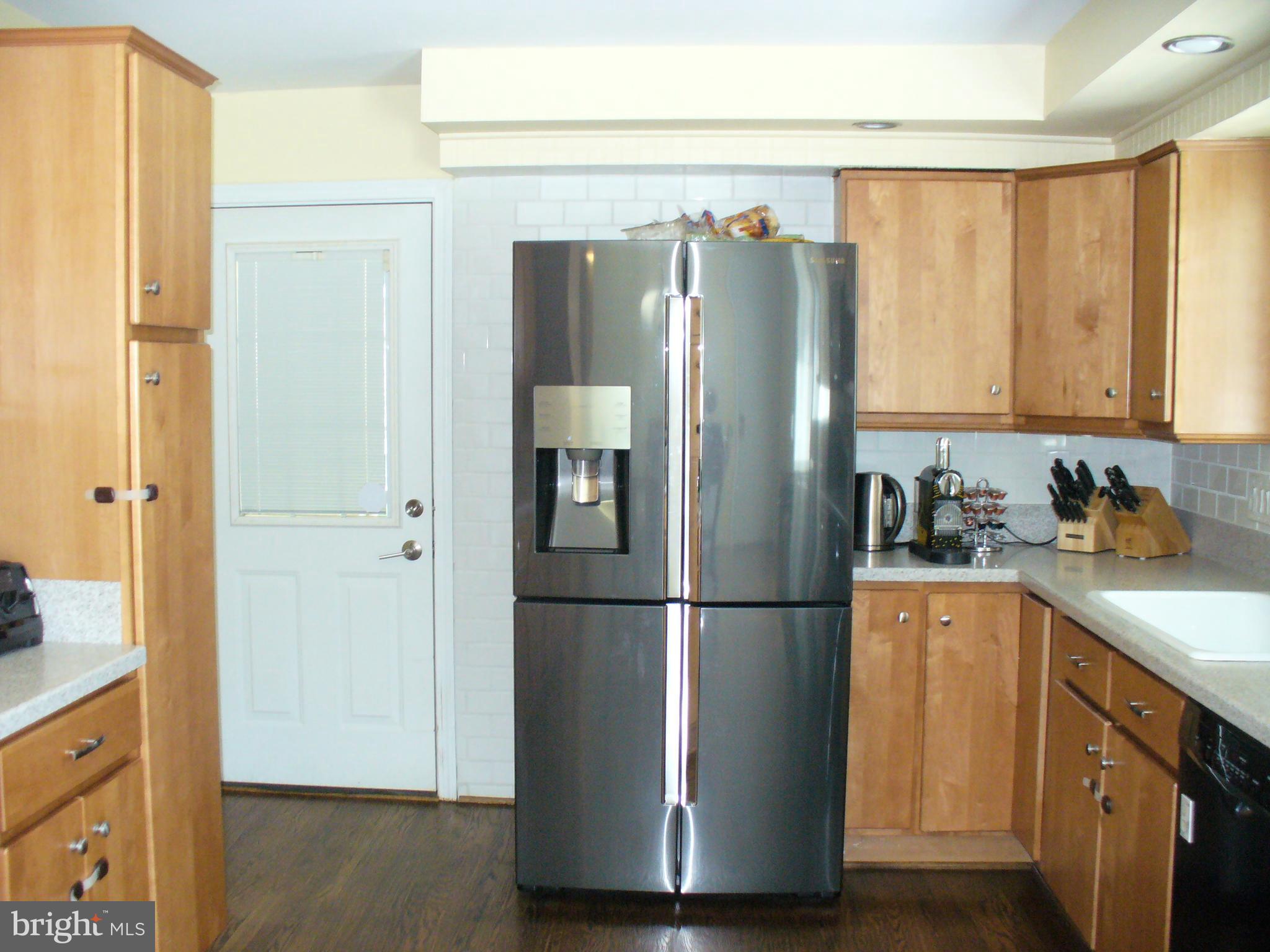 3424 Falling Green Road Olney, MD 20832 - Photo 22 of 47 Refrigerator will be replaced with black fridge