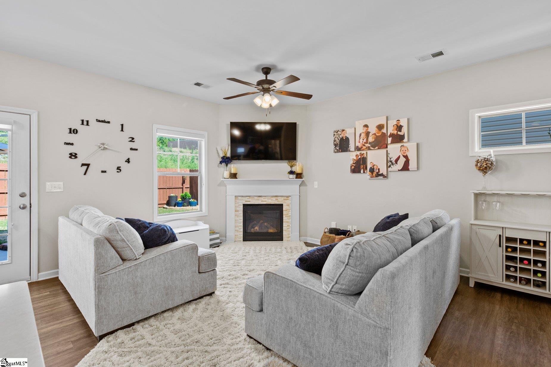 110 Wheaton Court Simpsonville, SC 29680 - Photo 8 of 41