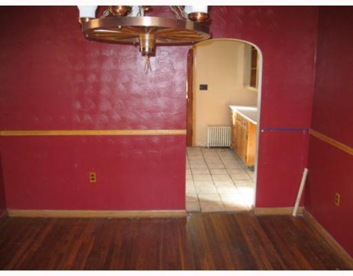 136 Township Line Road Butler, PA 16002 - Photo 9 of 13 Dining Room.