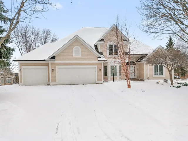 $874,900 | 9031 Highview Lane, Woodbury, MN 55125
