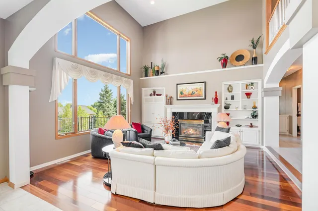 $874,900 | 9031 Highview Lane, Woodbury, MN 55125