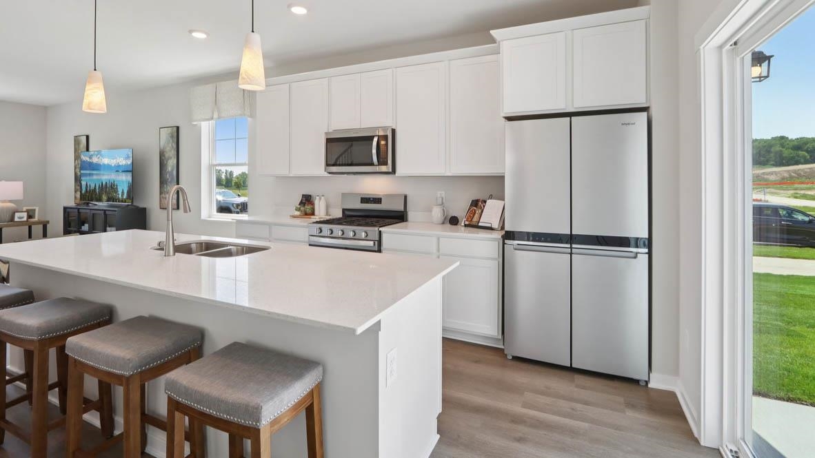 557 Trysil Alley North Stoughton, WI 53589 - Photo 11 of 39