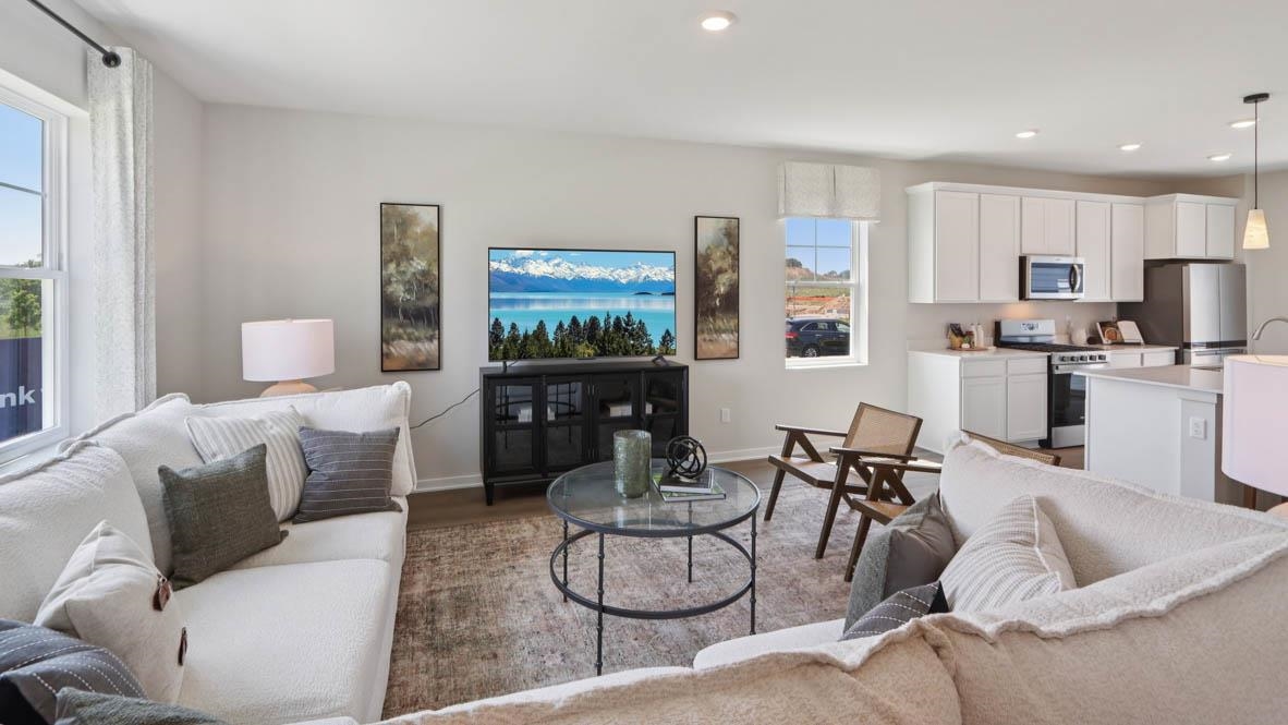 557 Trysil Alley North Stoughton, WI 53589 - Photo 6 of 39