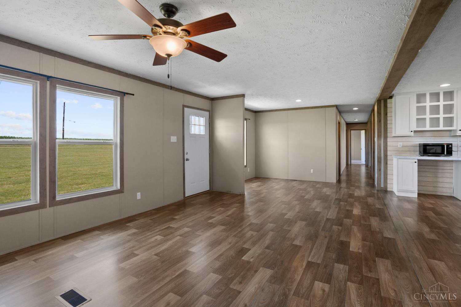 3605 South State Rte 72 Sabina, OH 45169 - Photo 4 of 61