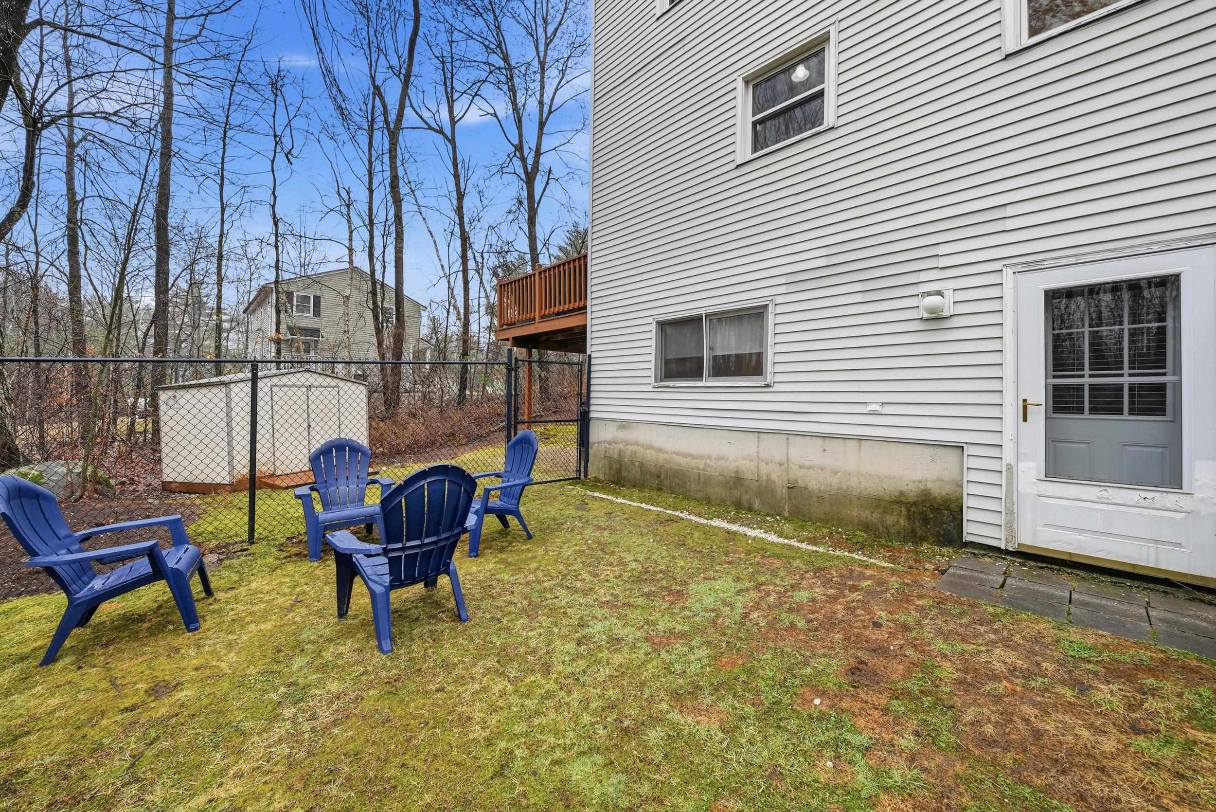 8 Lincoln Drive, Unit B Hooksett, NH 03106 - Photo 26 of 33