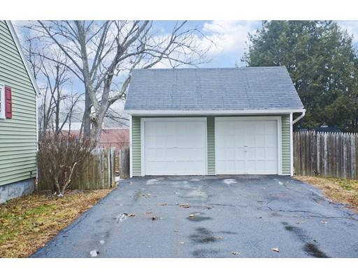 40 Bartels Street Springfield, MA 01128 - Photo 4 of 23 Gallery Image 4