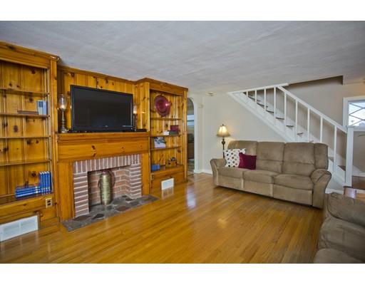40 Bartels Street Springfield, MA 01128 - Photo 8 of 23 Gallery Image 8